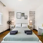 Modern One Bedroom In Fitzrovia, Central London