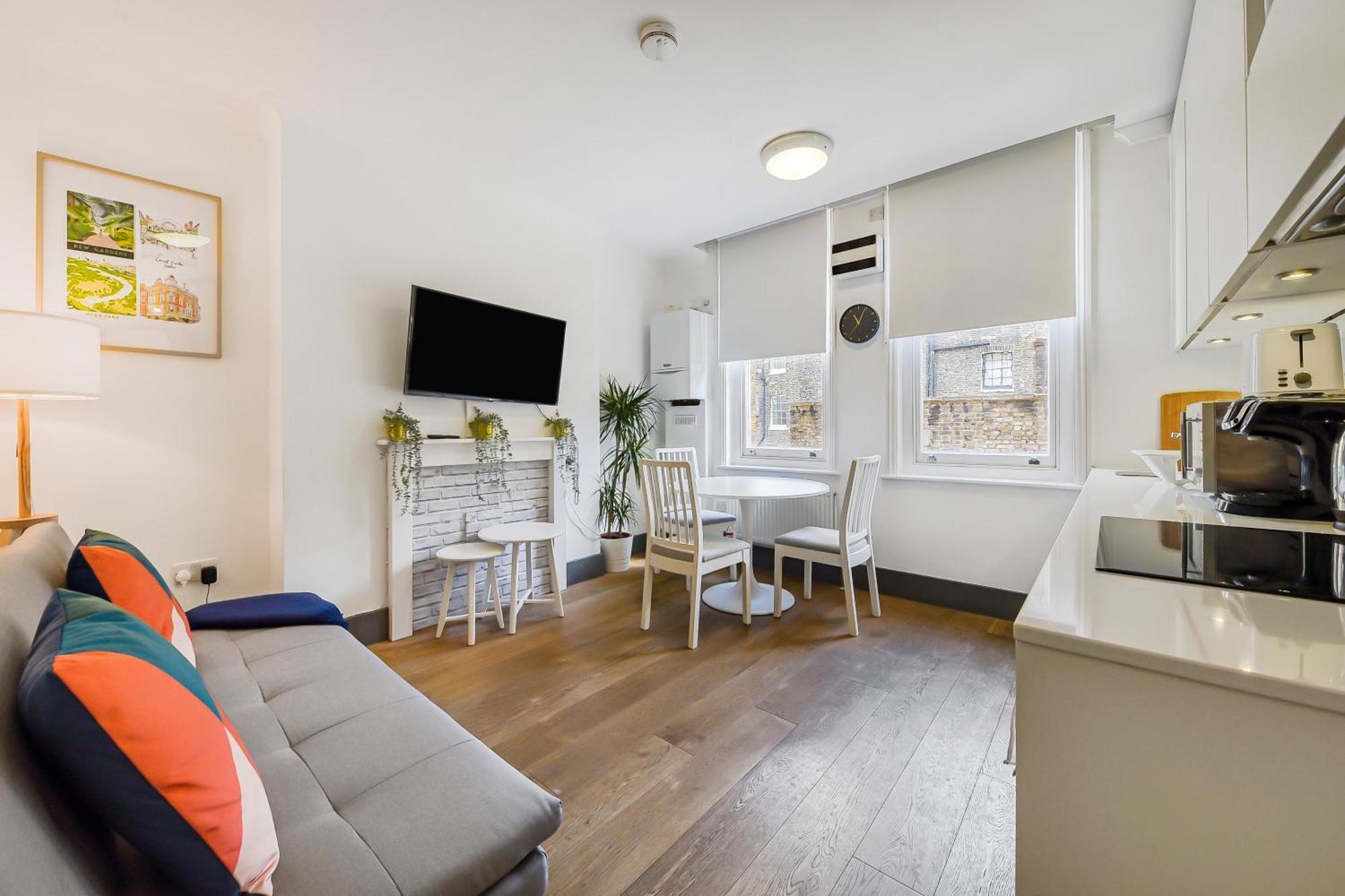Modern One Bedroom In Fitzrovia, Apartment London